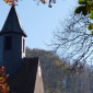 Kirche Niederfüllbach Herbst